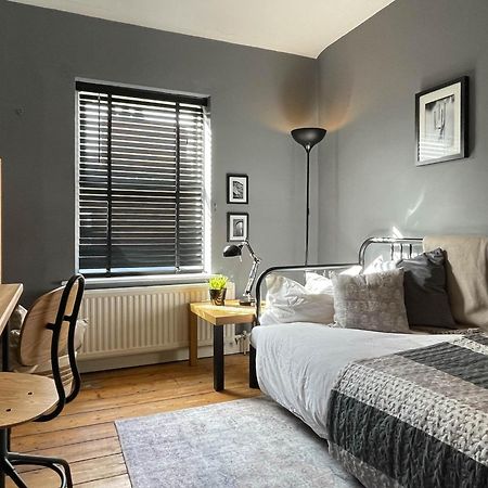 Apartament Townhouse In Trendy Suburb Of Hoole Chester Zewnętrze zdjęcie