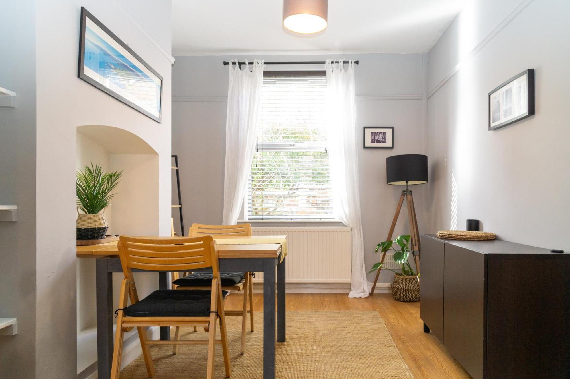 Apartament Townhouse In Trendy Suburb Of Hoole Chester Zewnętrze zdjęcie